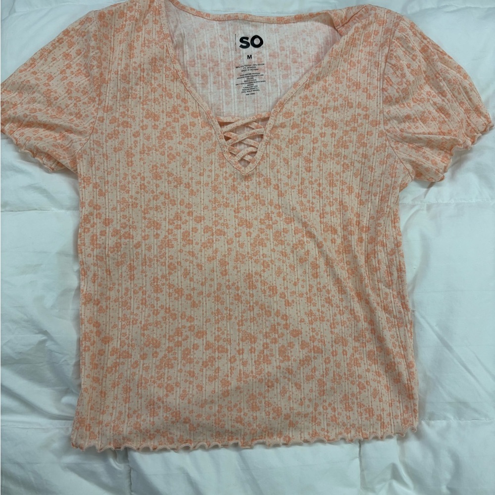 SO Women's Light Orange Floral Tee